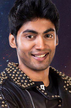 Tharshan Thiyagarajah backdrop