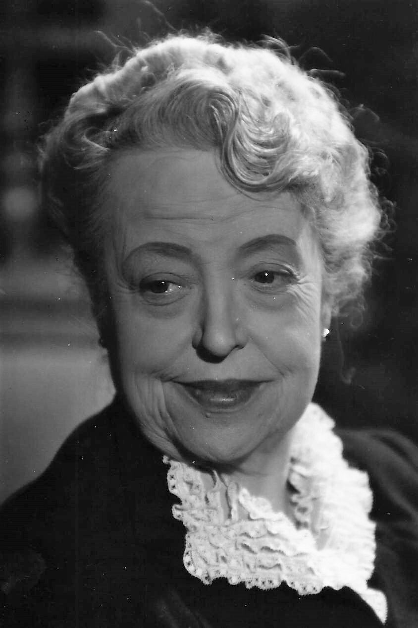 Camino Garrigó backdrop