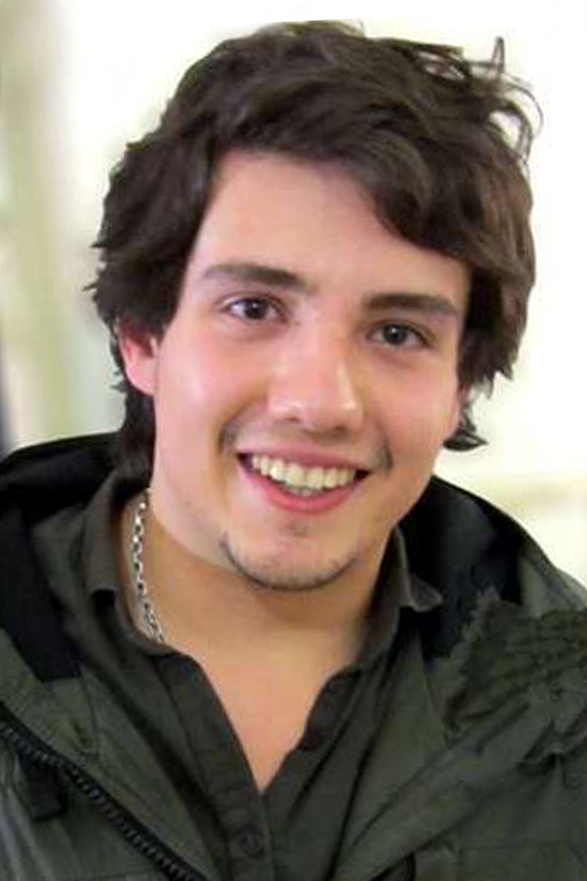 Amir Kazemi backdrop