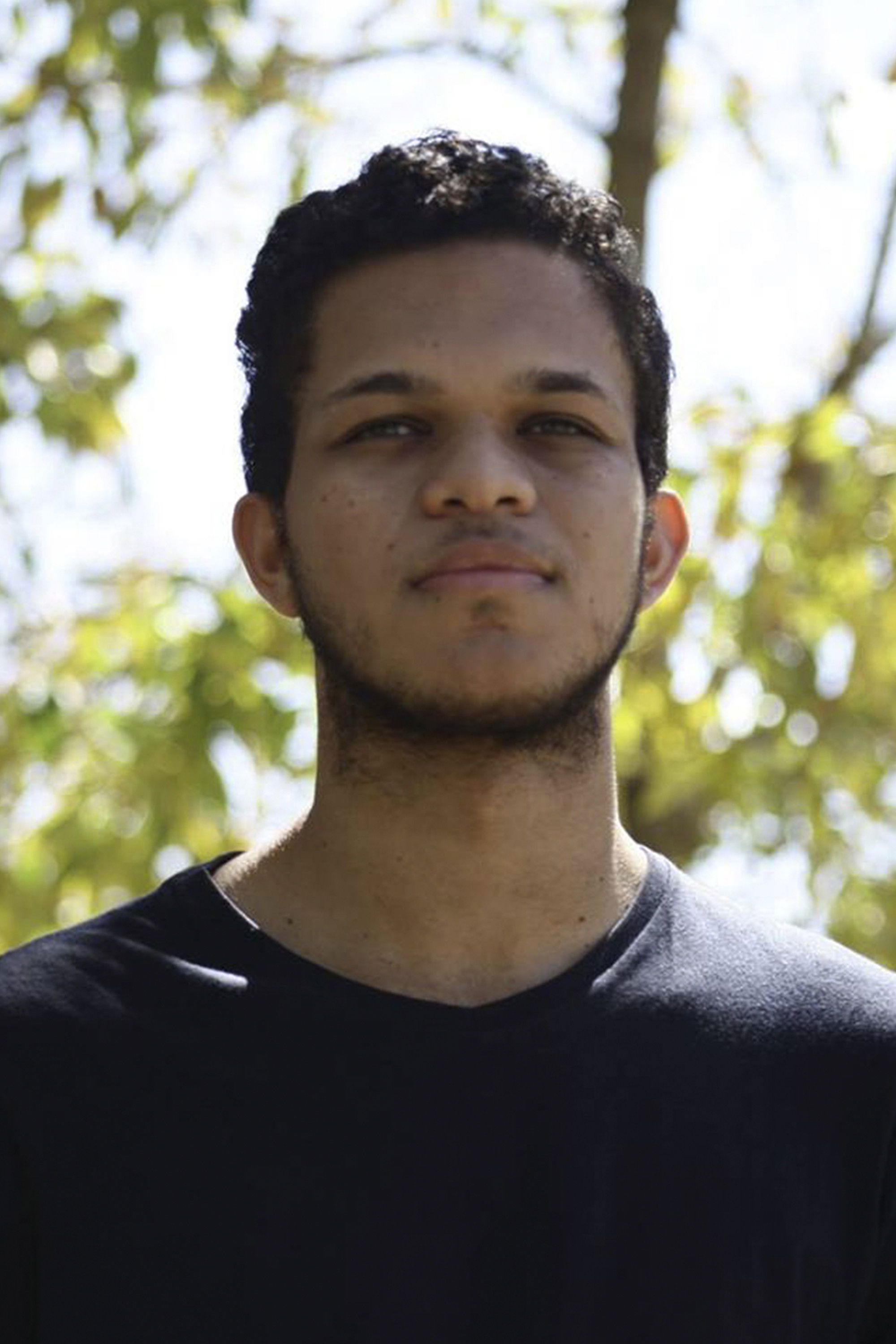 Bruno Grigati backdrop