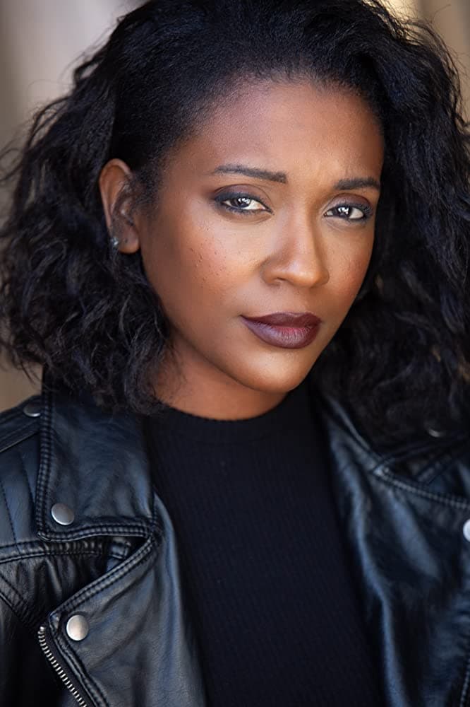 Deanne Lauvin backdrop