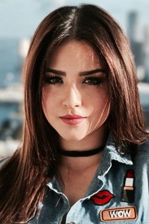 Geraldine Galvan backdrop