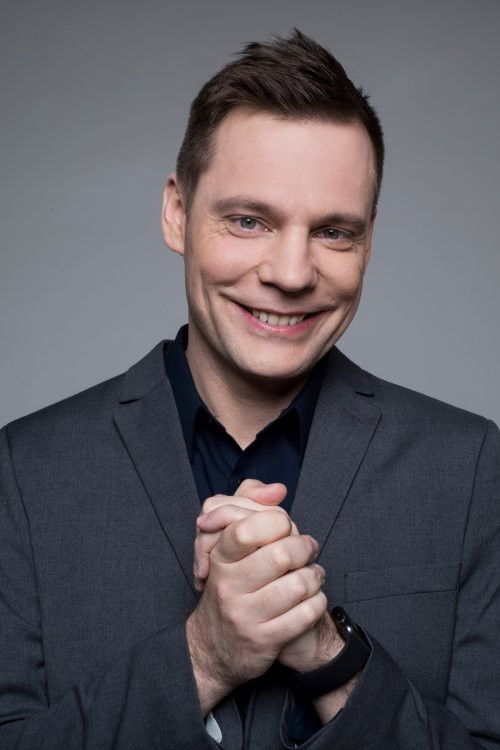 Litkai Gergely backdrop