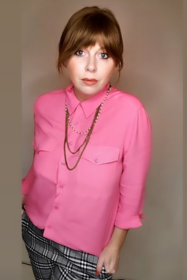 Katina Nikou backdrop