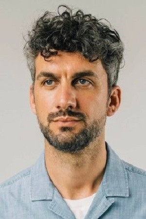 Carlos di Ros backdrop