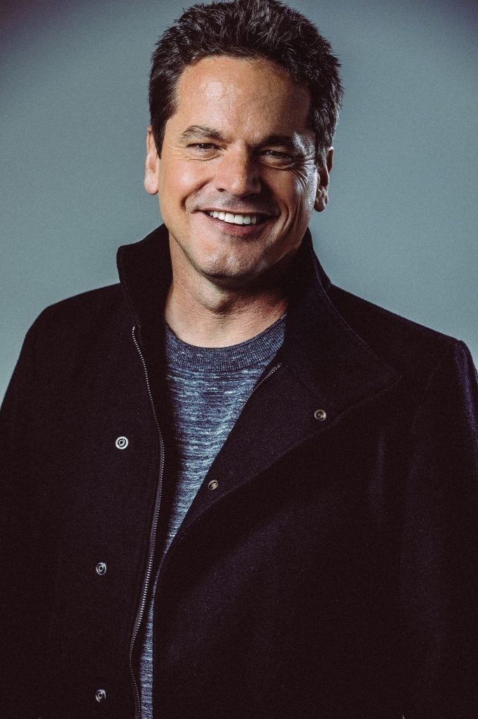 Kevin Downes backdrop