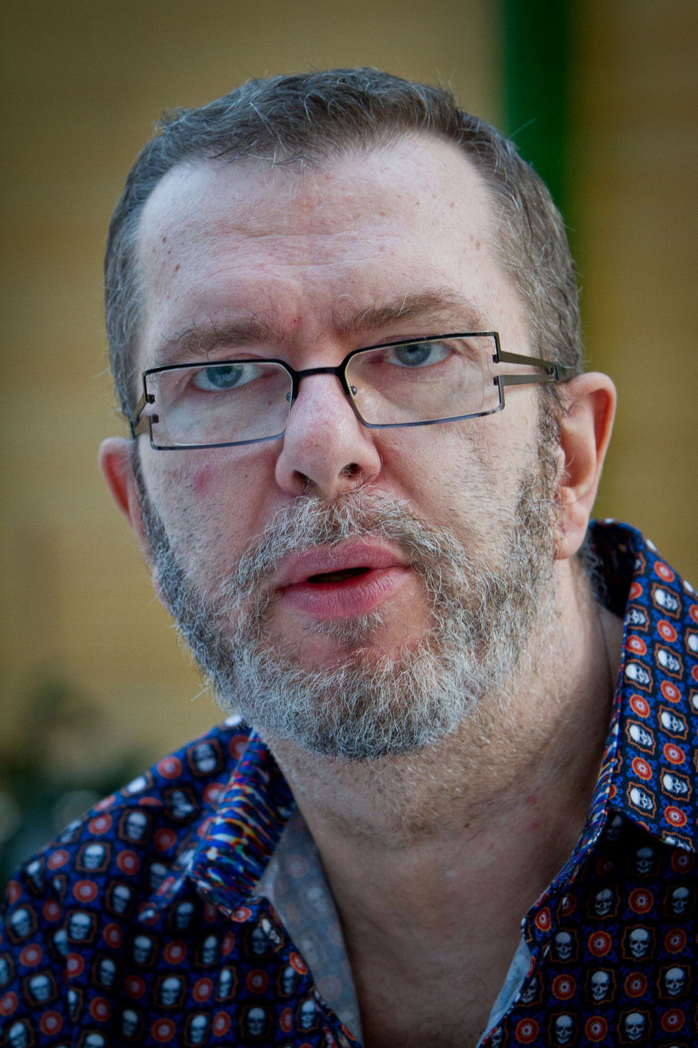 Richard Müller backdrop