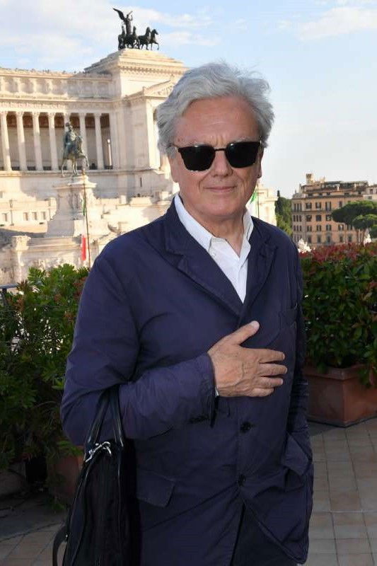 Daniele Costantini backdrop