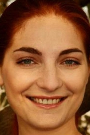 Anna Ryzhikova backdrop