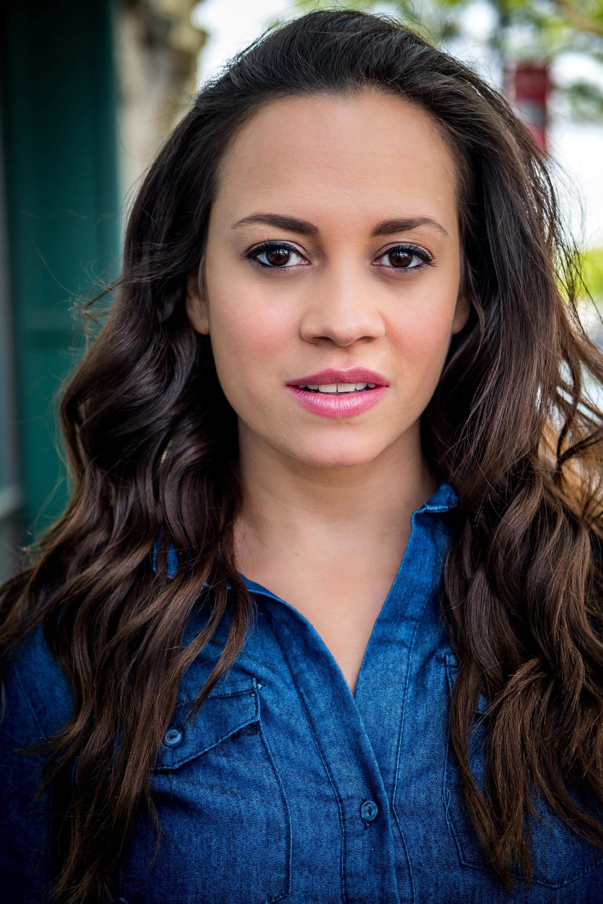 Amanda Rodriguez backdrop