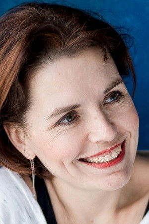 Natalya Moiseeva backdrop