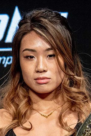 Angela Lee backdrop