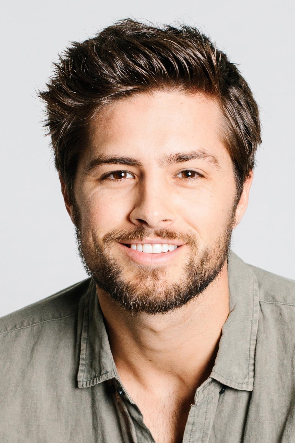 Travis Burns backdrop