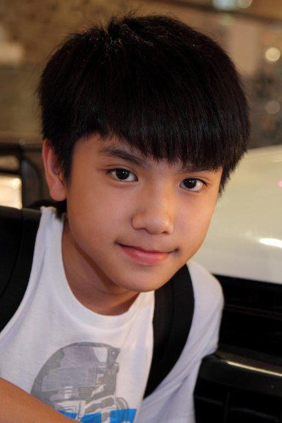 Howard Sit Lap-Yin backdrop