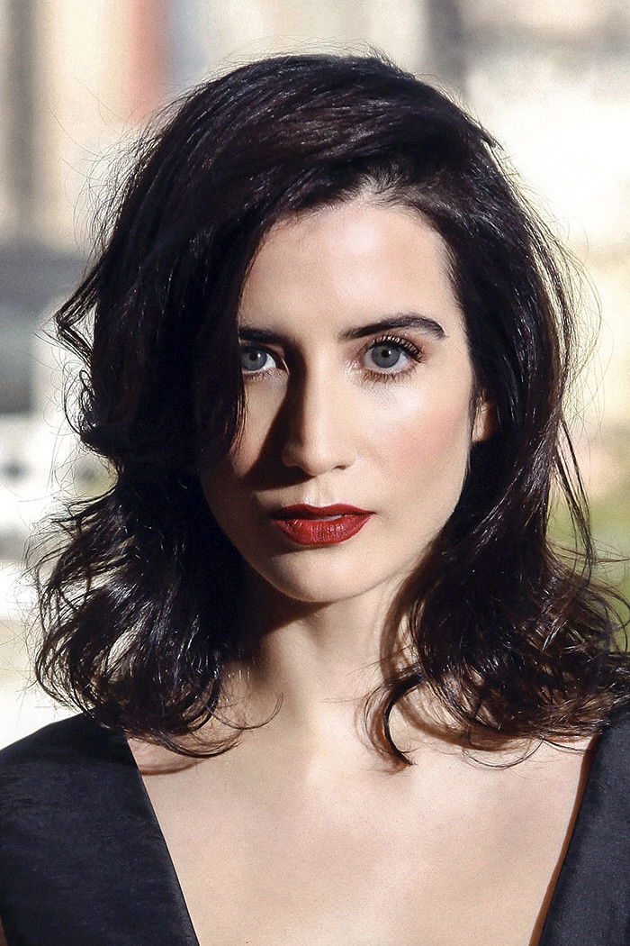 Lucy Cominetti backdrop