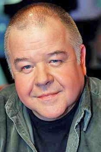 Anton Cogen backdrop