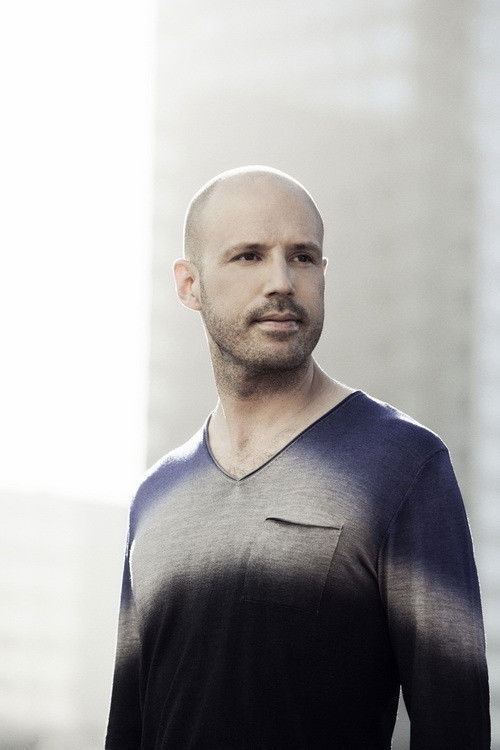 Christopher von Deylen backdrop