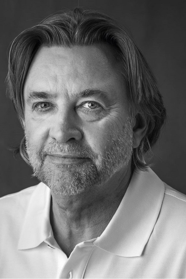 Frank Van Laecke backdrop