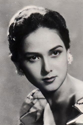 Luisa Montesa backdrop