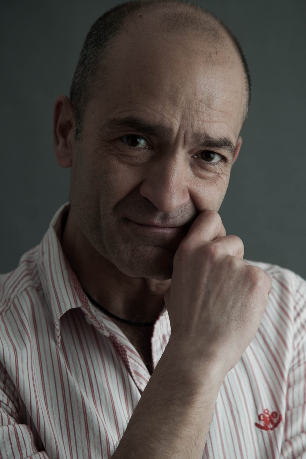 José Antonio Barón backdrop