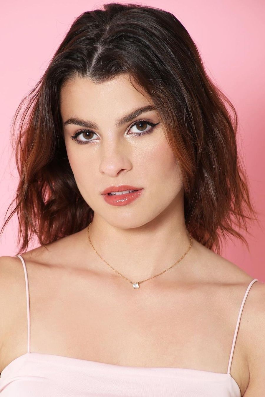 Agustina Palma backdrop