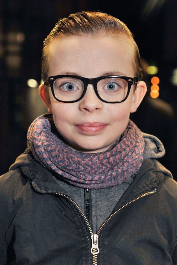 Lewin Lloyd backdrop