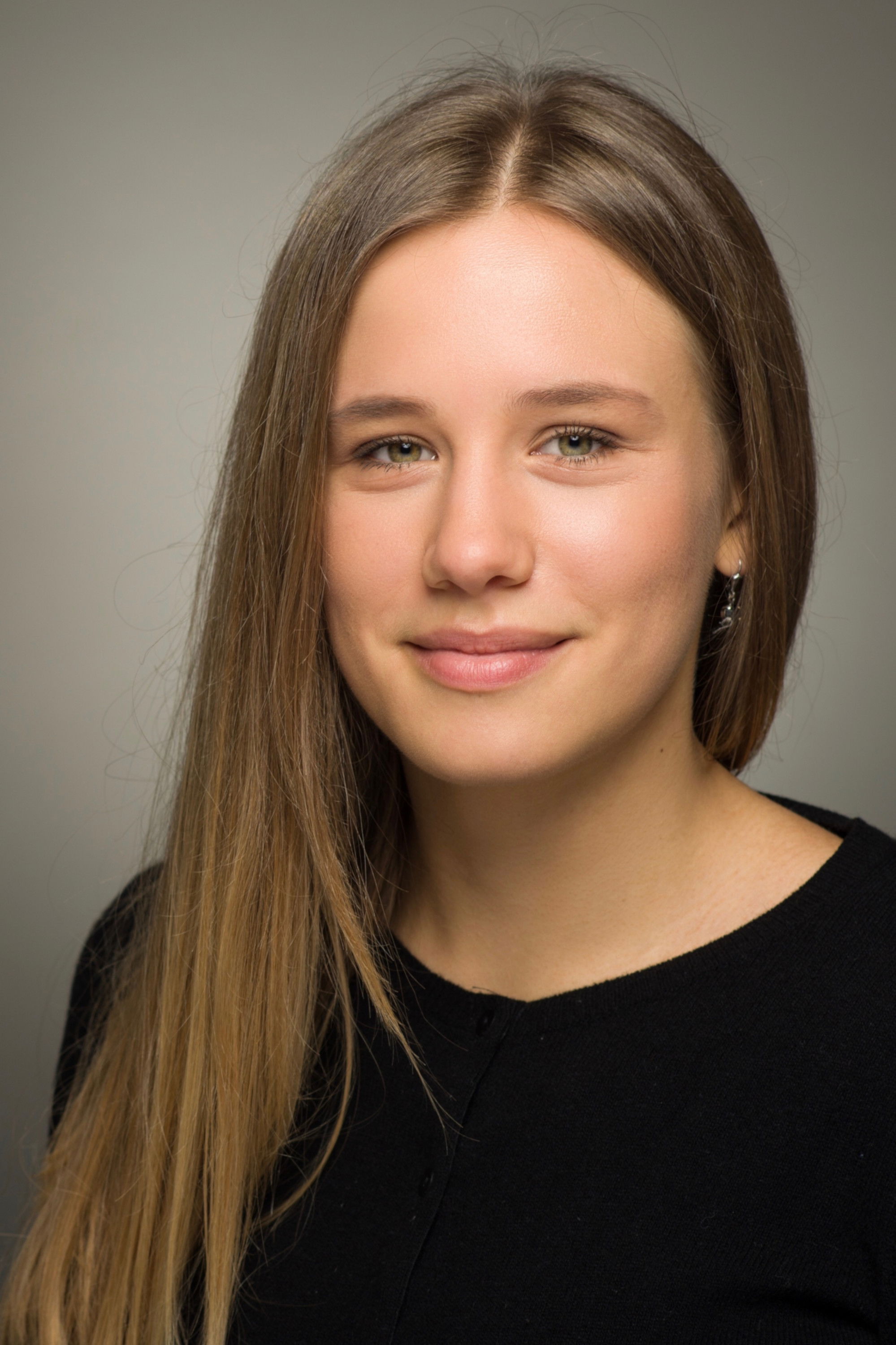 Lydia-Maria Emrich backdrop