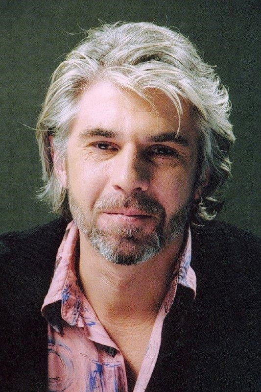 Roman Kheidze backdrop