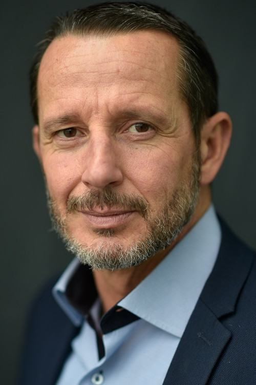 Erico Salamone backdrop