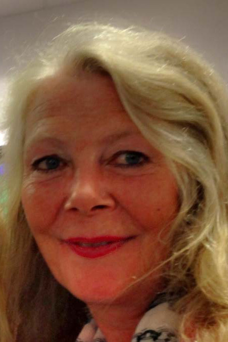 Ingrid Lill Høgtun backdrop