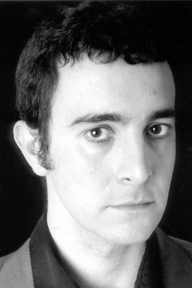 Ernesto Tomasini backdrop