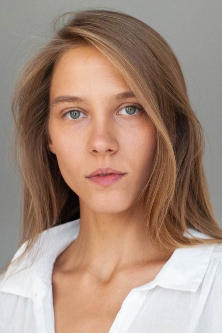 Daria Palahniuk backdrop