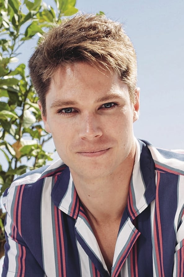 Kai Luke Brummer backdrop