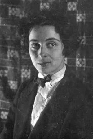 Khesya Lokshina backdrop