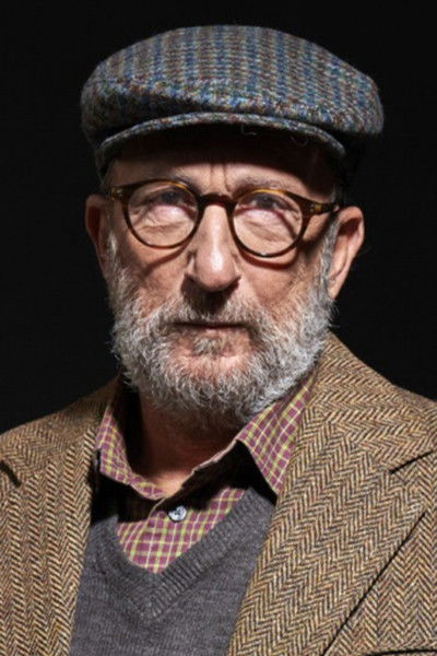 Fotis Thomaidis backdrop