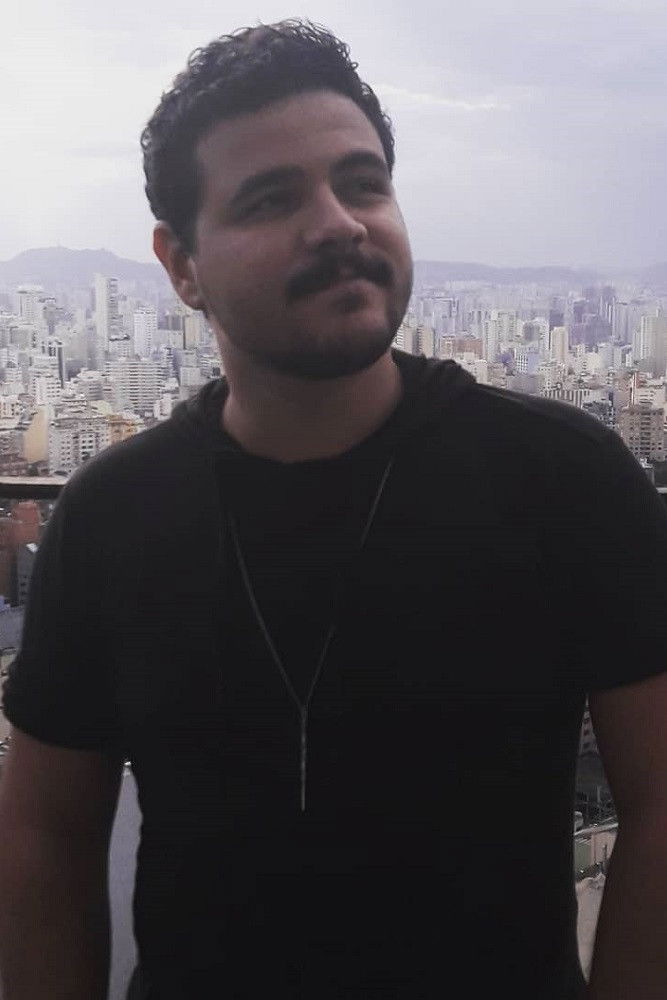 Gustavo Fiaux backdrop