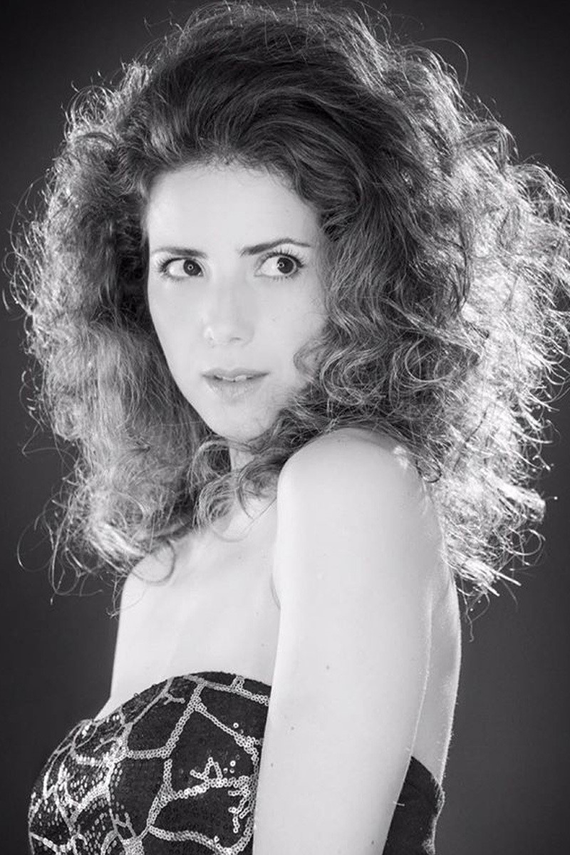 Natalia Santiago backdrop