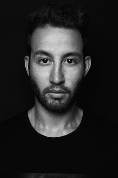 Hamid Karimi backdrop