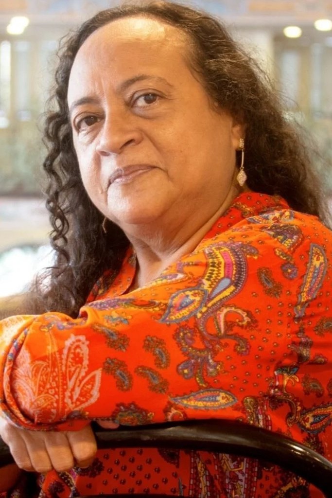 Ana Marlene backdrop