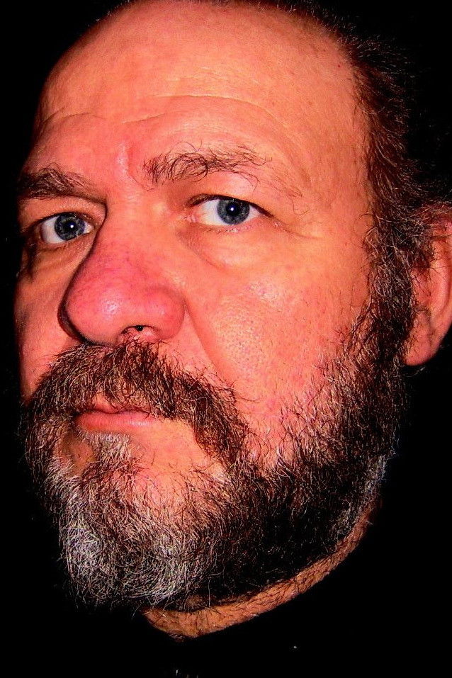 Giannis Tsikis backdrop