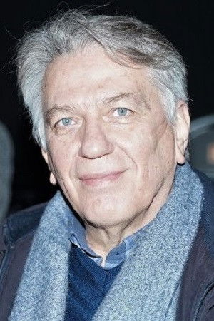 Thanos Tsambras backdrop