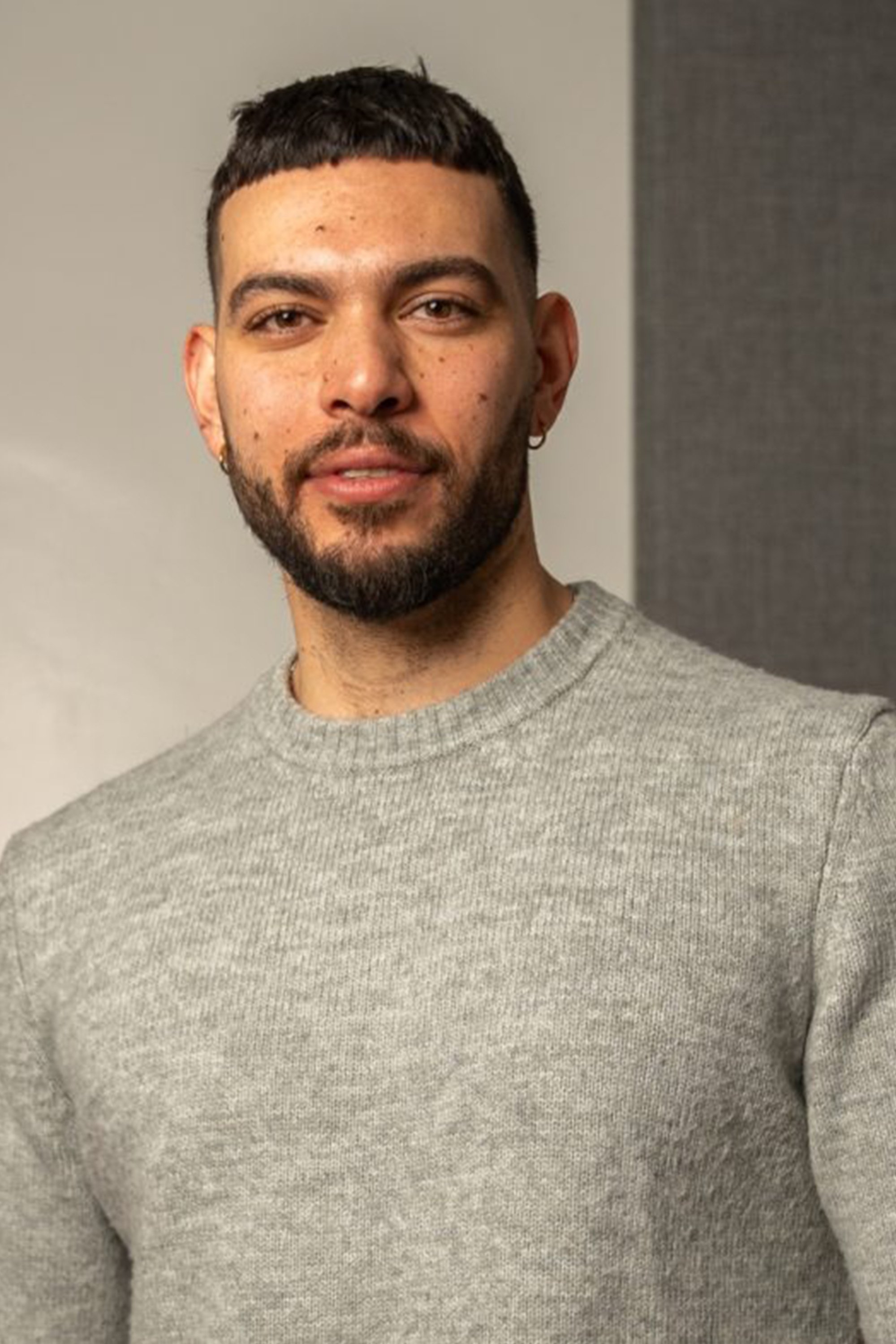 Eli Jean Tahchi backdrop