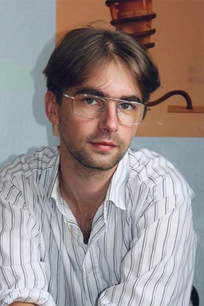 Luis Krawen backdrop