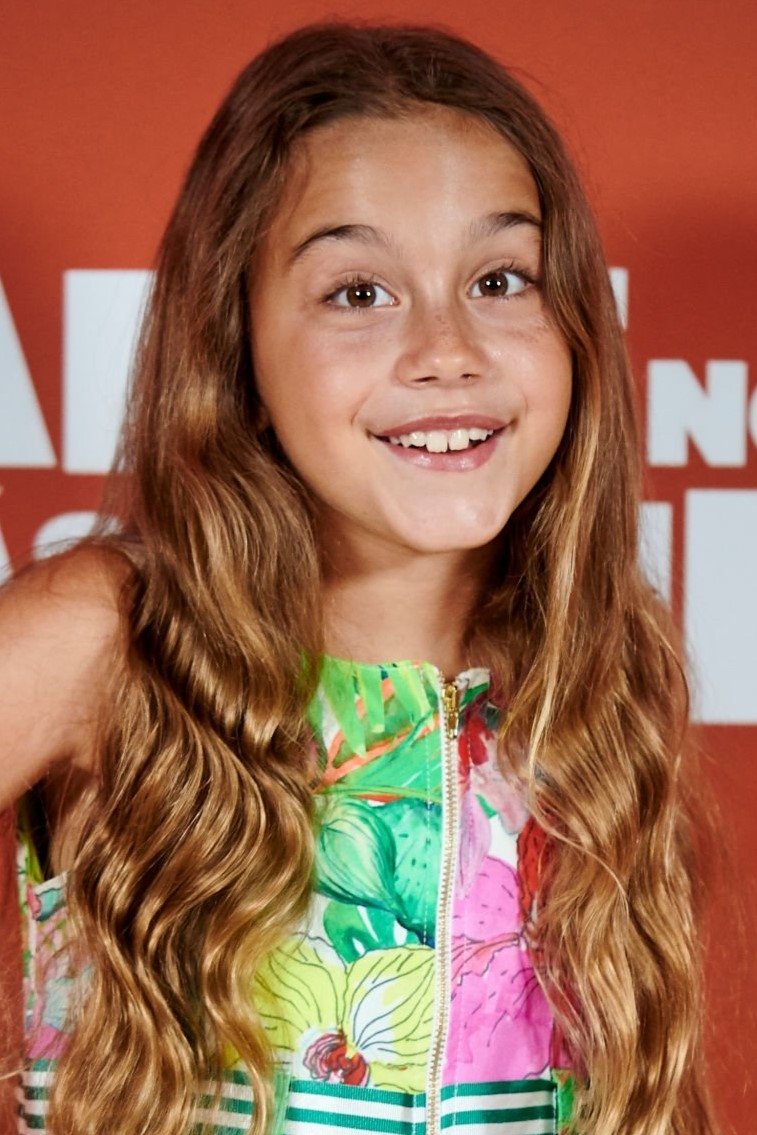 Sirena Segura backdrop