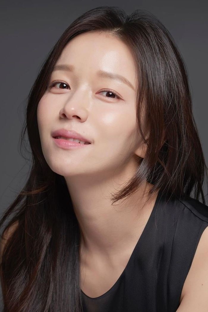 Jung Woon-sun backdrop