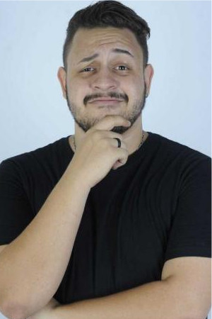 Estevam Nabote backdrop