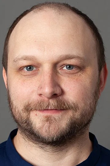 Artjom Nasybulin backdrop