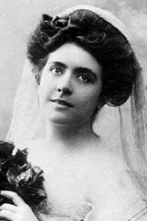 Mabel Bardine backdrop