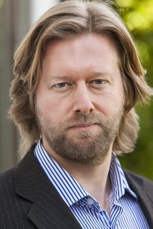 Ben Manning backdrop