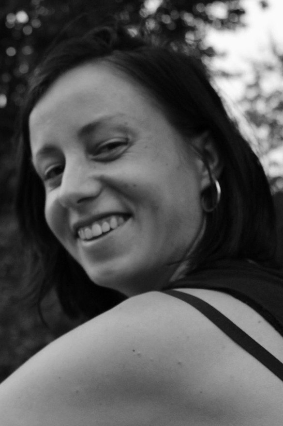 Sarah Handelmann backdrop